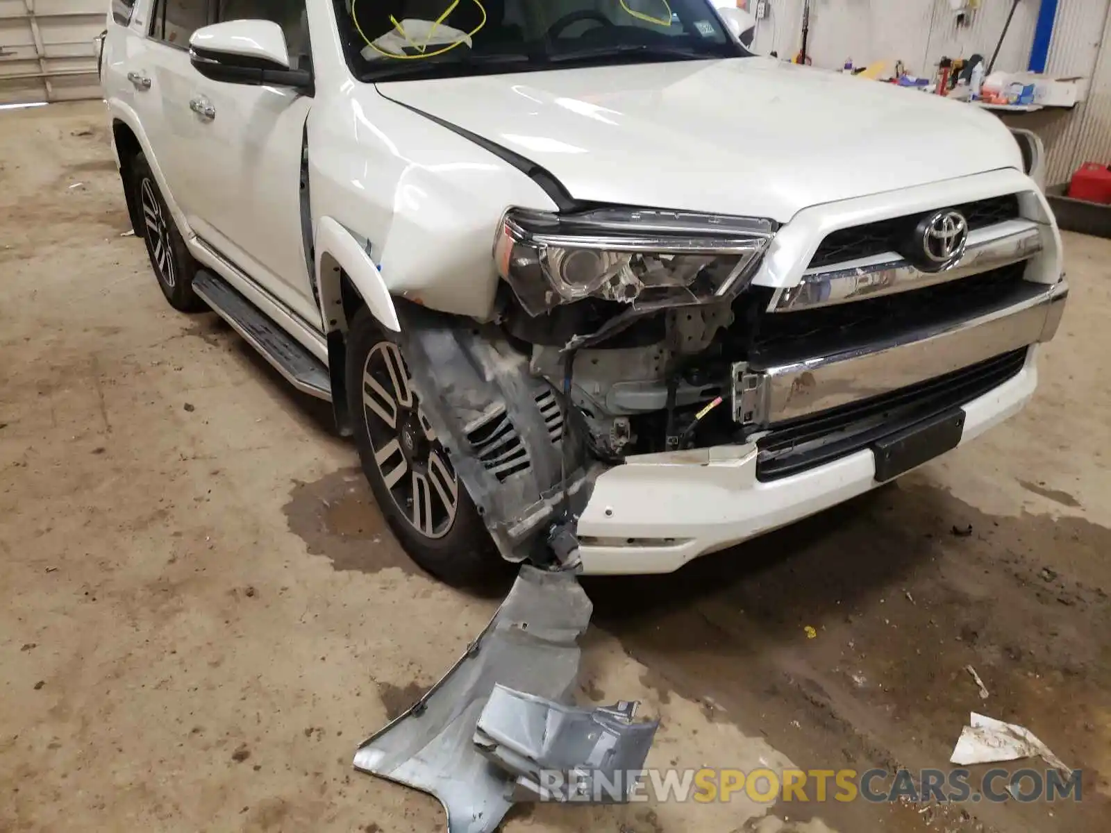 9 Photograph of a damaged car JTEZU5JR2K5207609 TOYOTA 4RUNNER 2019