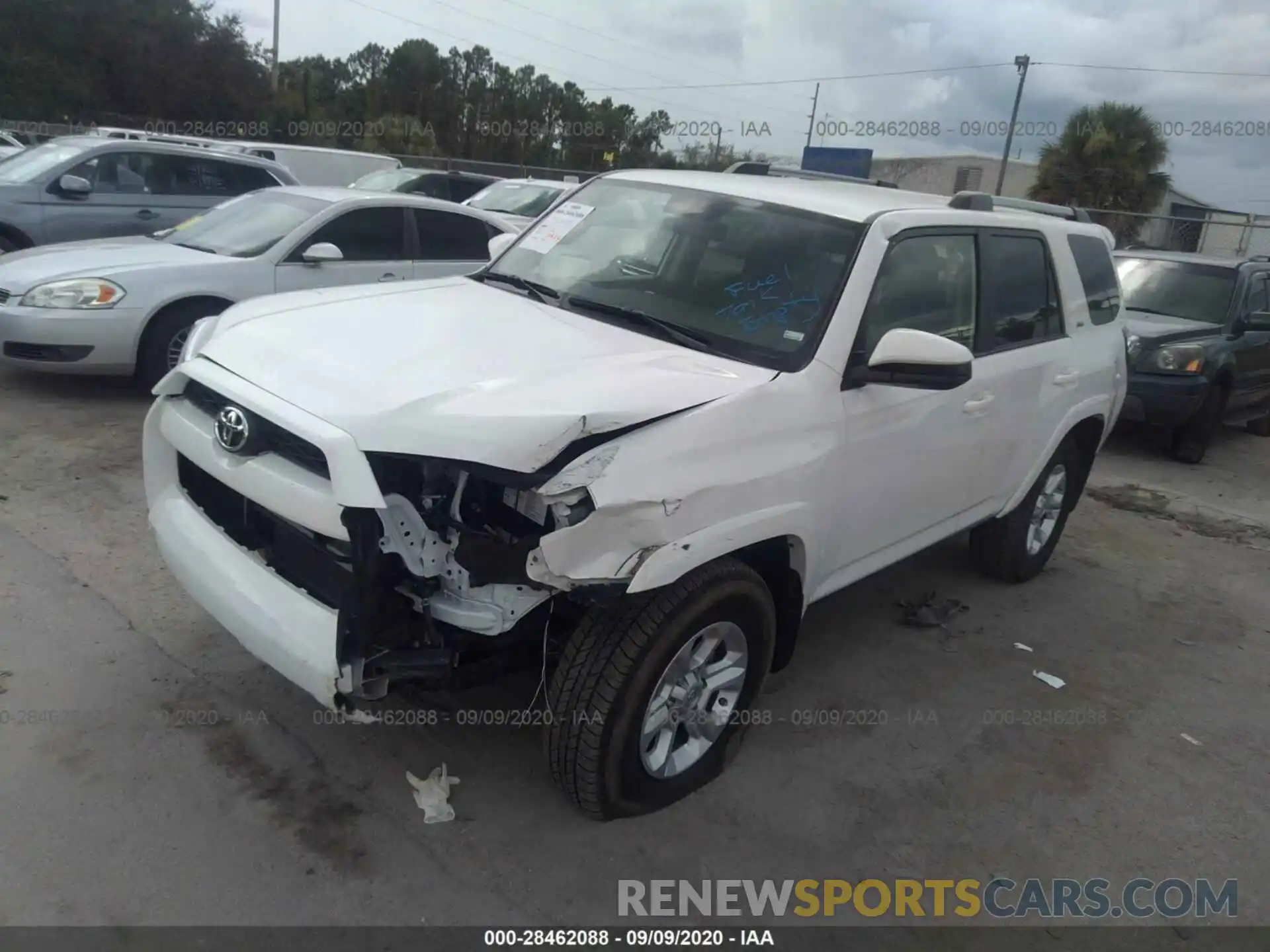 2 Photograph of a damaged car JTEZU5JR2K5207884 TOYOTA 4RUNNER 2019