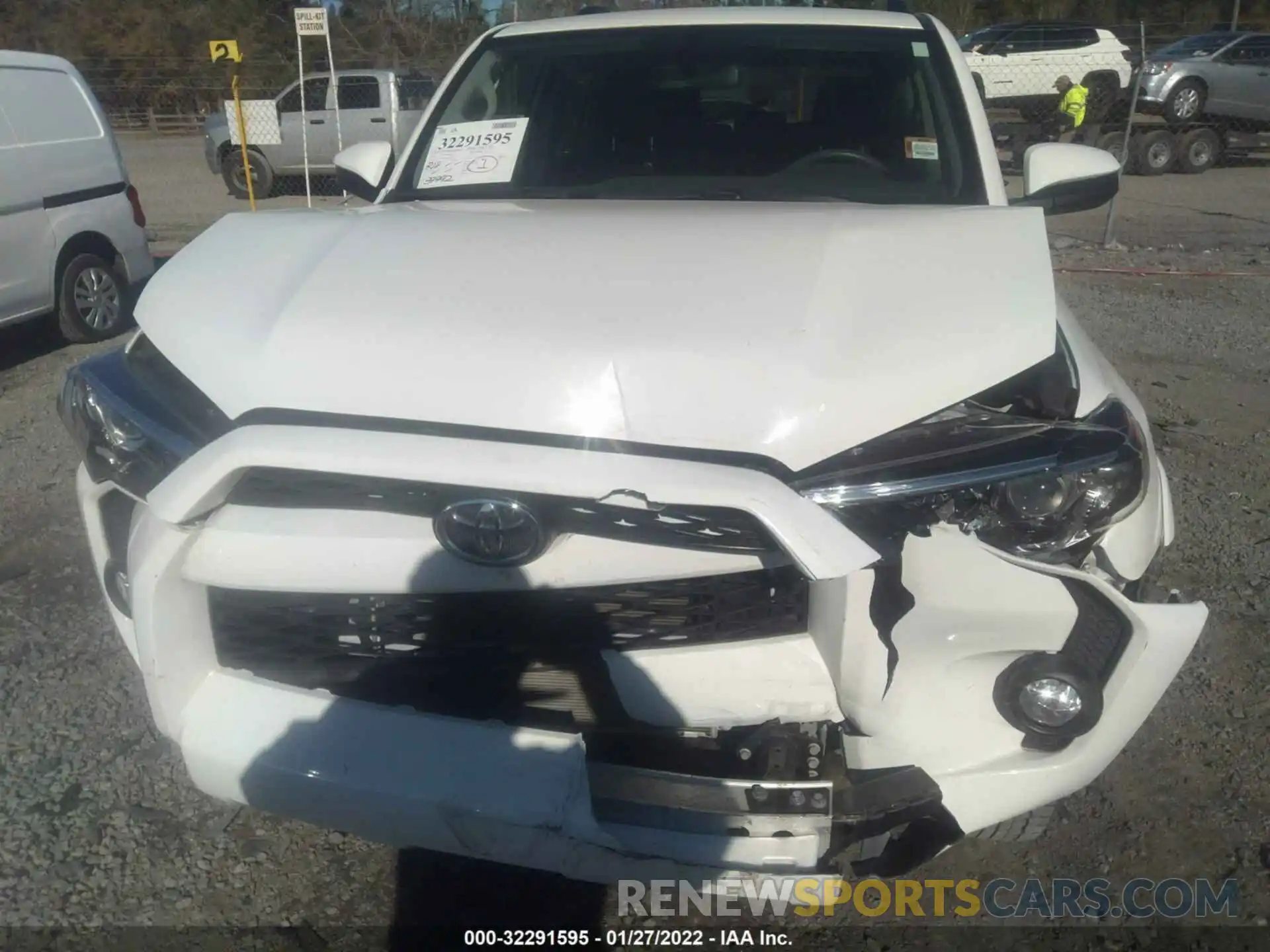 6 Photograph of a damaged car JTEZU5JR2K5210932 TOYOTA 4RUNNER 2019