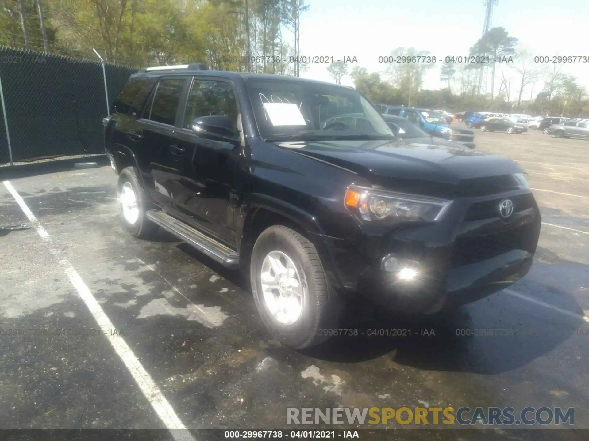 1 Photograph of a damaged car JTEZU5JR3K5192389 TOYOTA 4RUNNER 2019