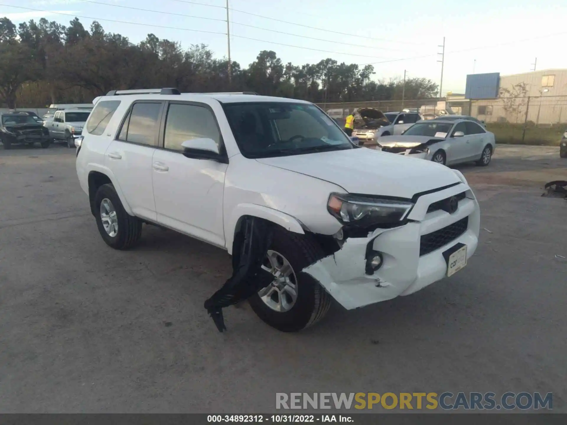 1 Photograph of a damaged car JTEZU5JR3K5200281 TOYOTA 4RUNNER 2019