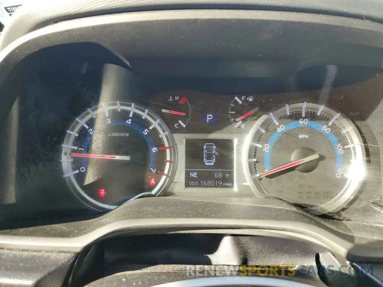 9 Photograph of a damaged car JTEZU5JR3K5201401 TOYOTA 4RUNNER 2019