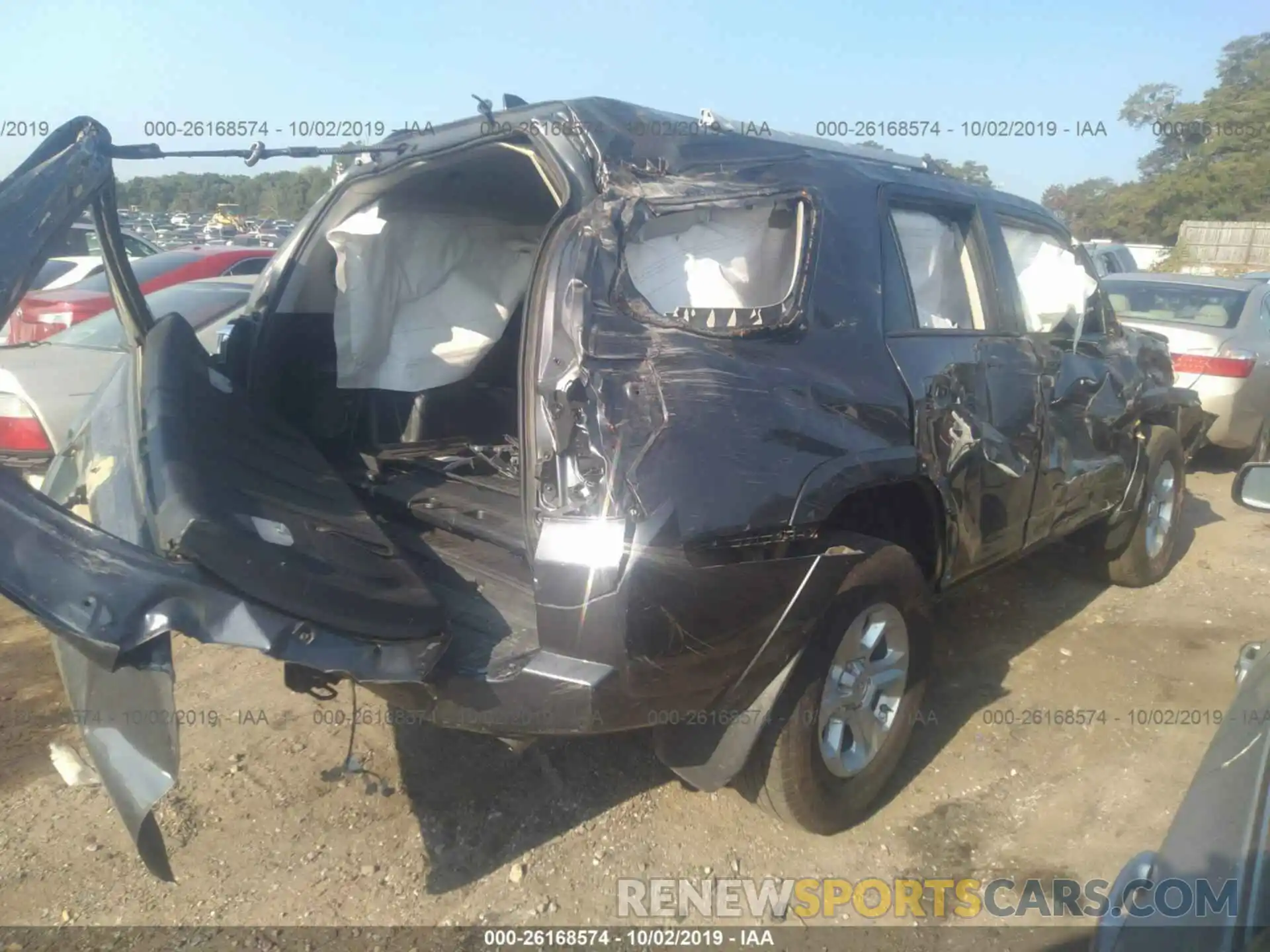 4 Photograph of a damaged car JTEZU5JR3K5201799 TOYOTA 4RUNNER 2019