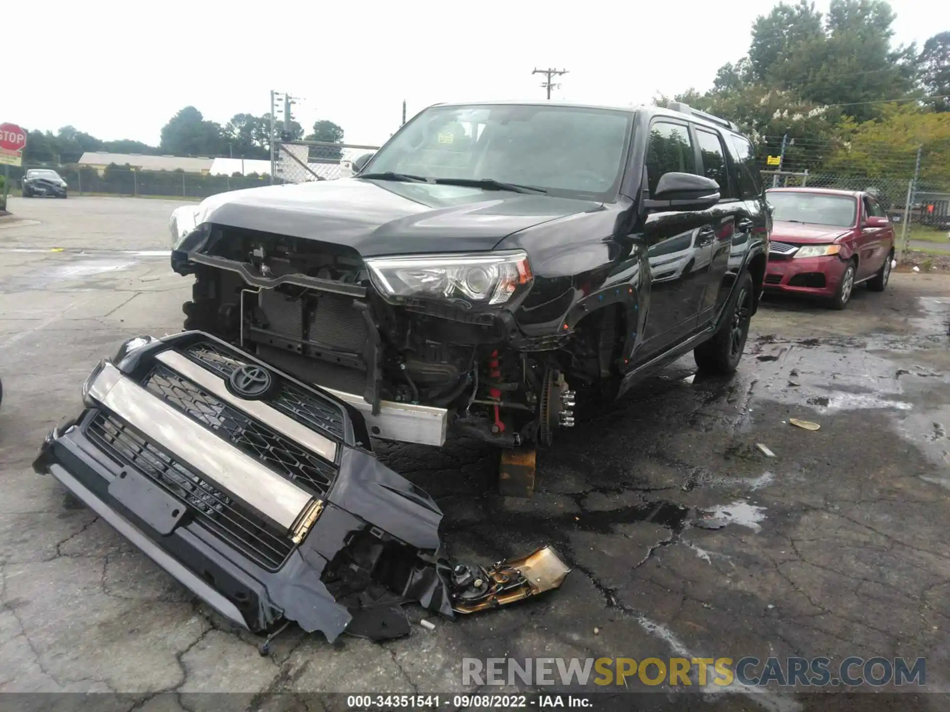 2 Photograph of a damaged car JTEZU5JR3K5202001 TOYOTA 4RUNNER 2019