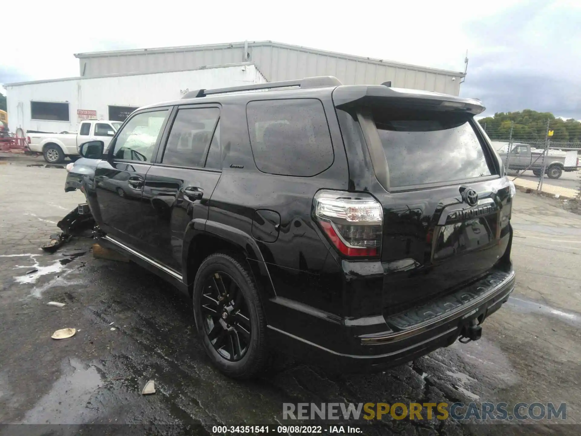 3 Photograph of a damaged car JTEZU5JR3K5202001 TOYOTA 4RUNNER 2019