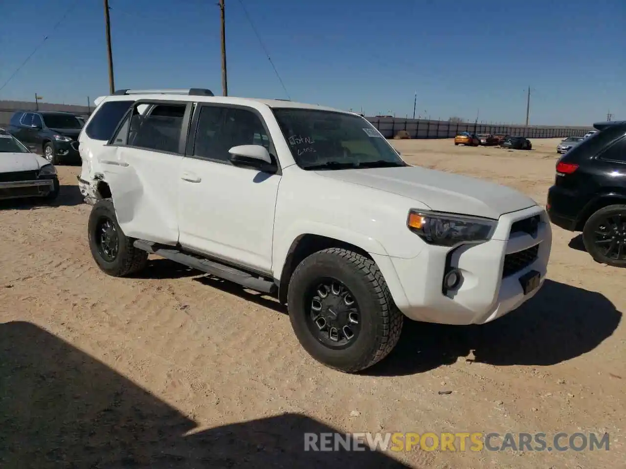 4 Photograph of a damaged car JTEZU5JR4K5201570 TOYOTA 4RUNNER 2019