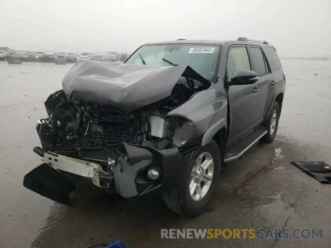 2 Photograph of a damaged car JTEZU5JR4K5202251 TOYOTA 4RUNNER 2019