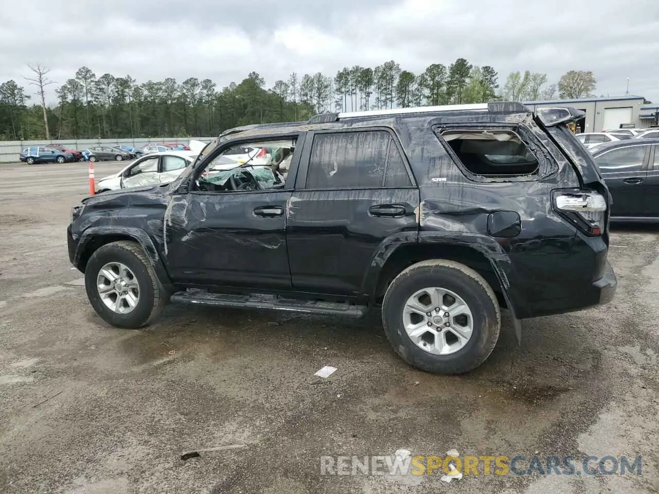 2 Photograph of a damaged car JTEZU5JR5K5211024 TOYOTA 4RUNNER 2019