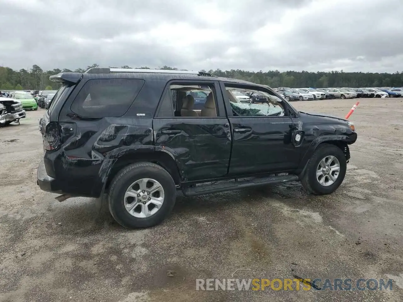 3 Photograph of a damaged car JTEZU5JR5K5211024 TOYOTA 4RUNNER 2019