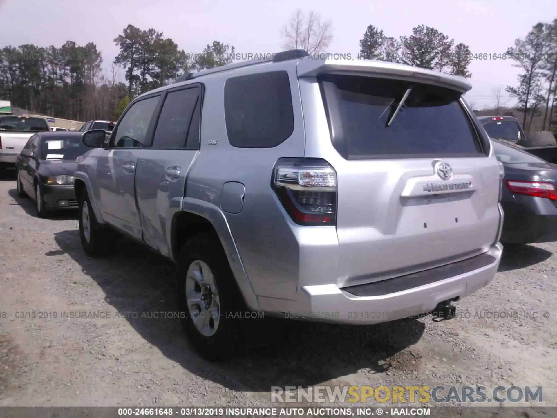 3 Photograph of a damaged car JTEZU5JR6K5192760 TOYOTA 4RUNNER 2019