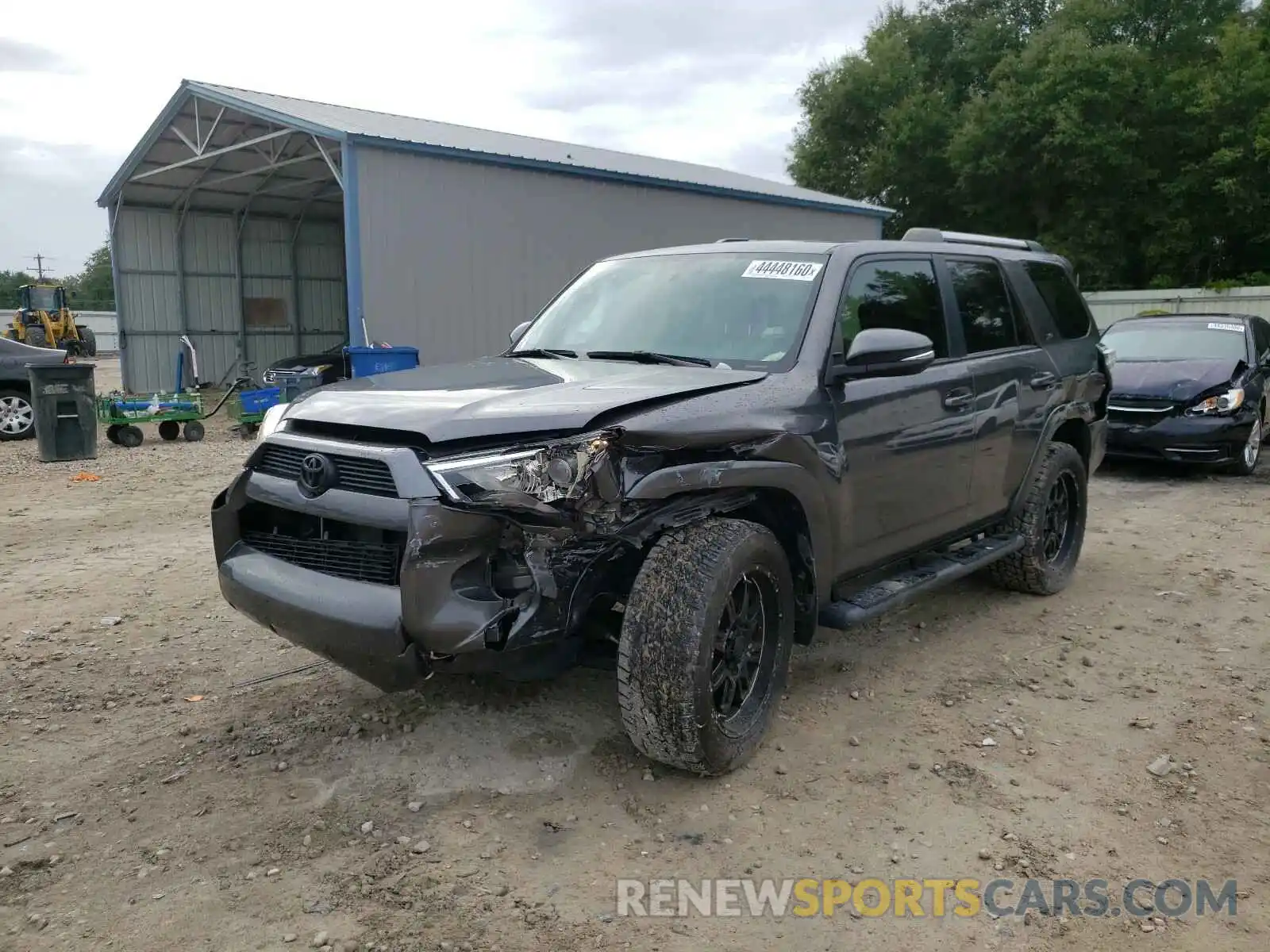 2 Photograph of a damaged car JTEZU5JR6K5195660 TOYOTA 4RUNNER 2019