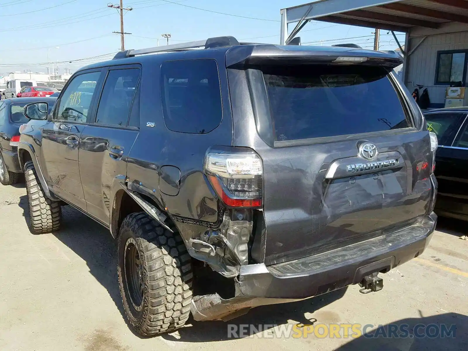 3 Photograph of a damaged car JTEZU5JR6K5198333 TOYOTA 4RUNNER 2019