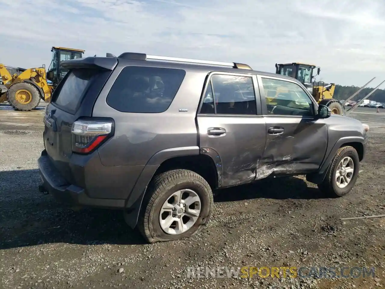 3 Photograph of a damaged car JTEZU5JR6K5202316 TOYOTA 4RUNNER 2019