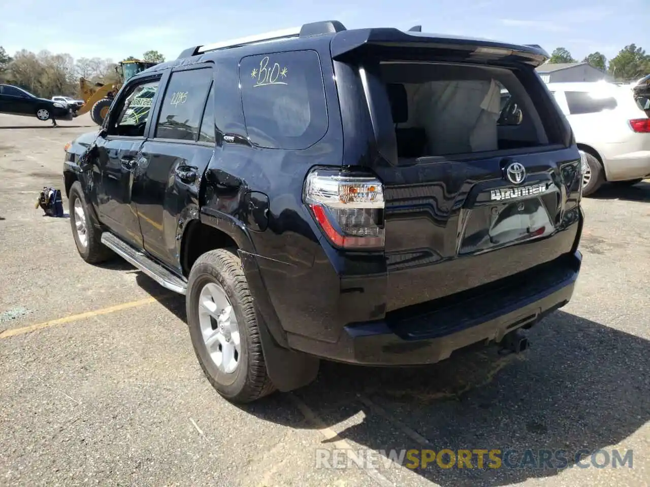 3 Photograph of a damaged car JTEZU5JR6K5202459 TOYOTA 4RUNNER 2019