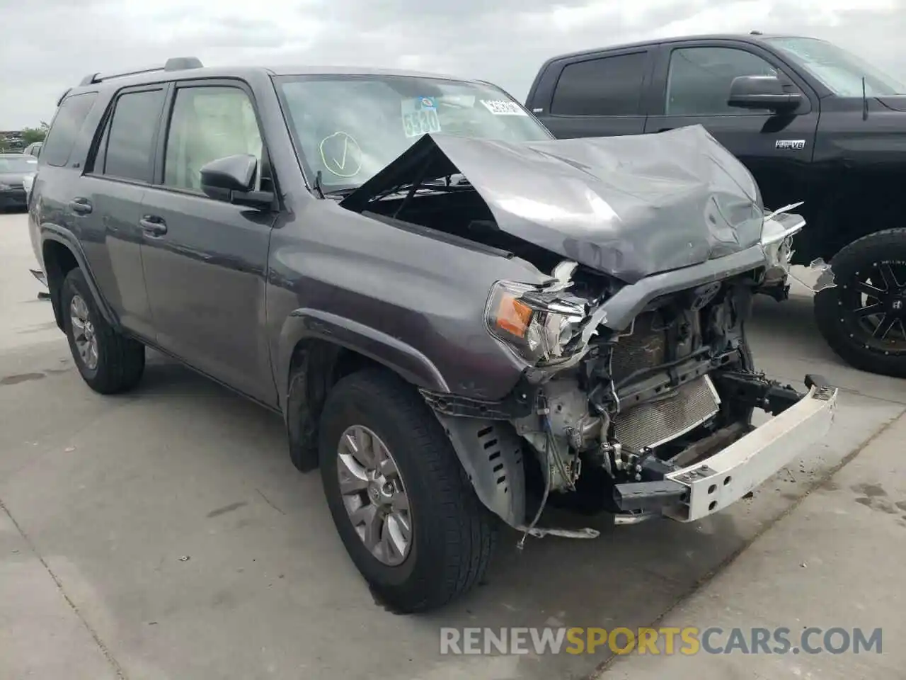 1 Photograph of a damaged car JTEZU5JR6K5202915 TOYOTA 4RUNNER 2019