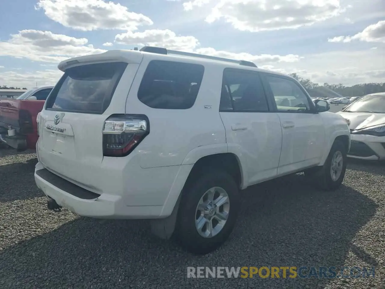 3 Photograph of a damaged car JTEZU5JR6K5206642 TOYOTA 4RUNNER 2019