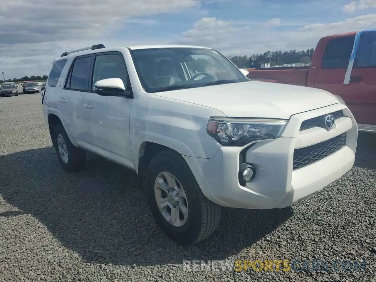 4 Photograph of a damaged car JTEZU5JR6K5206642 TOYOTA 4RUNNER 2019