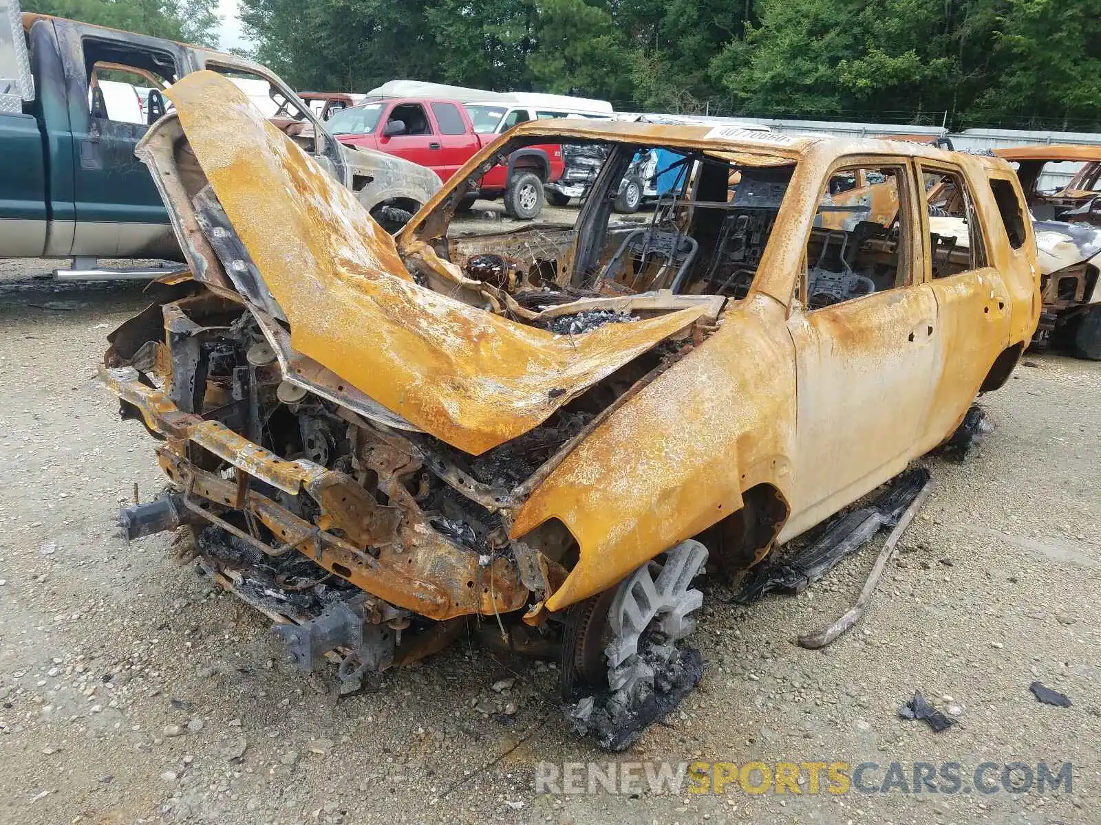 2 Photograph of a damaged car JTEZU5JR6K5210612 TOYOTA 4RUNNER 2019