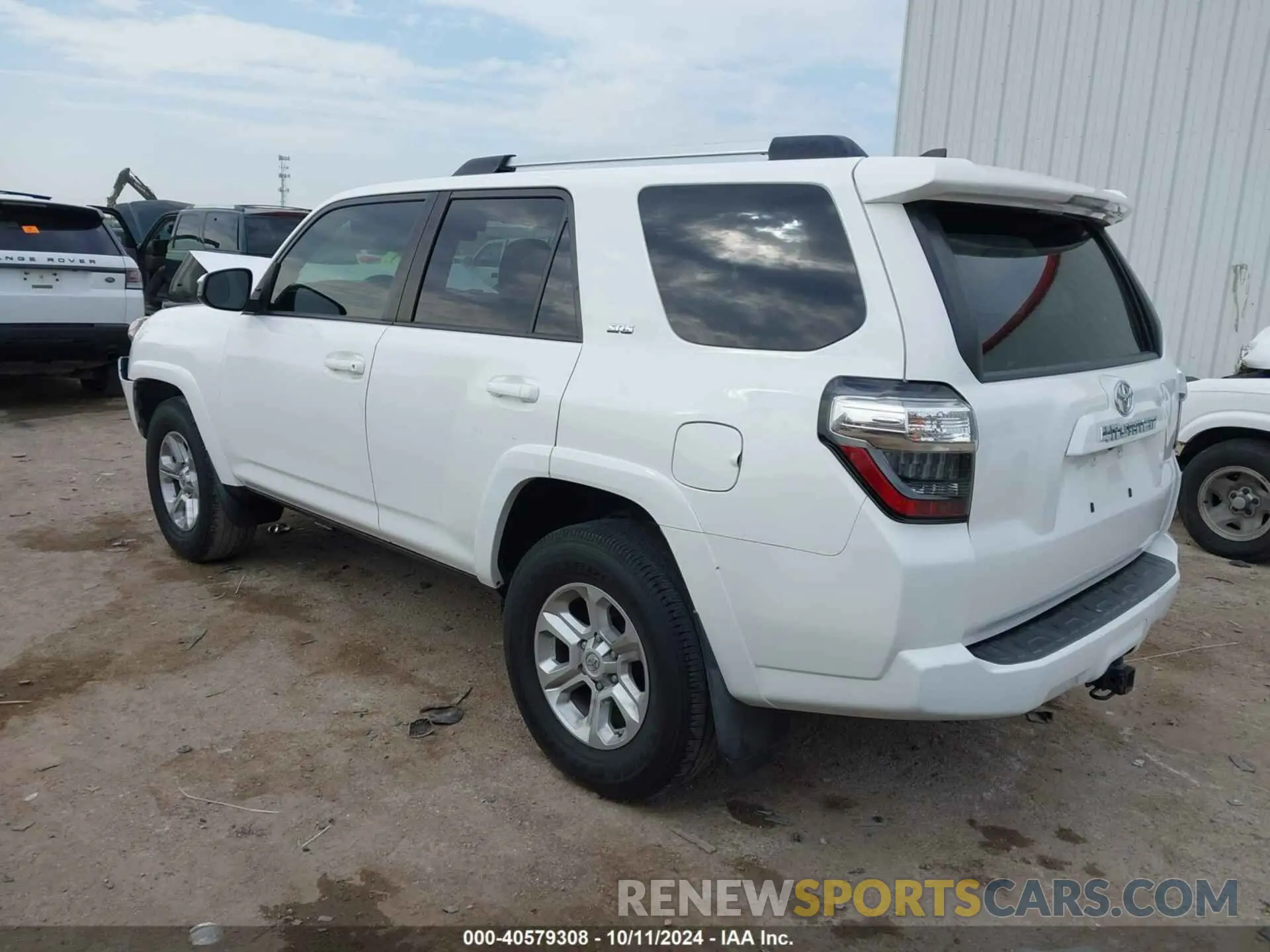 3 Photograph of a damaged car JTEZU5JR7K5197241 TOYOTA 4RUNNER 2019