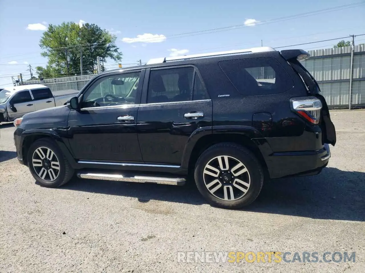 2 Photograph of a damaged car JTEZU5JR7K5206939 TOYOTA 4RUNNER 2019