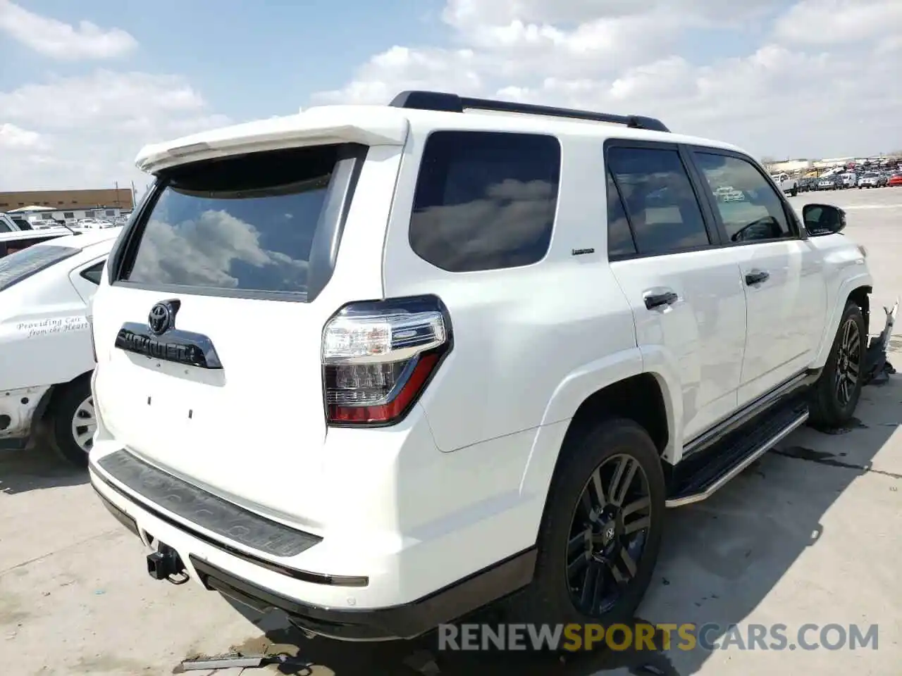 4 Photograph of a damaged car JTEZU5JR7K5209291 TOYOTA 4RUNNER 2019