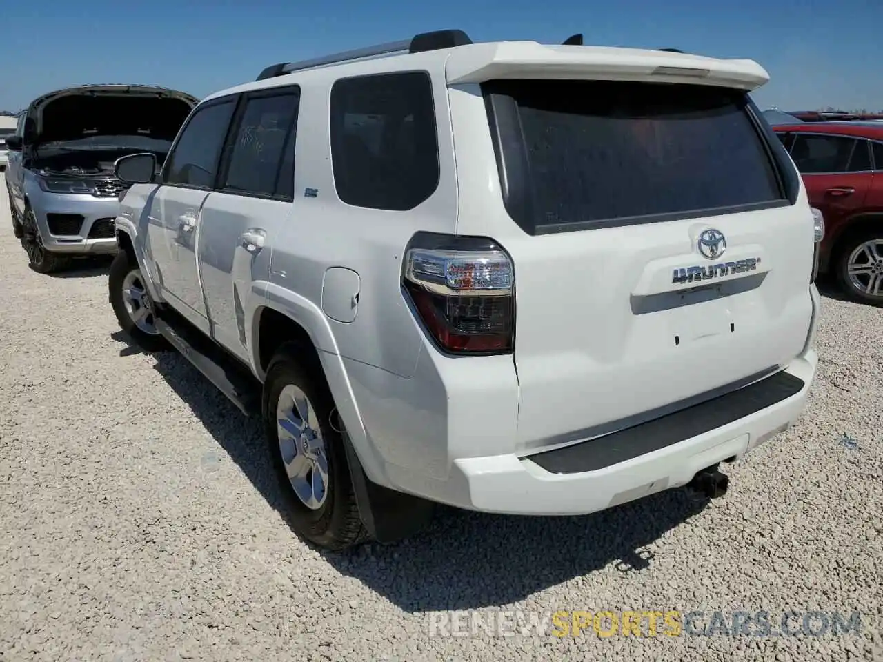 3 Photograph of a damaged car JTEZU5JR7K5212000 TOYOTA 4RUNNER 2019