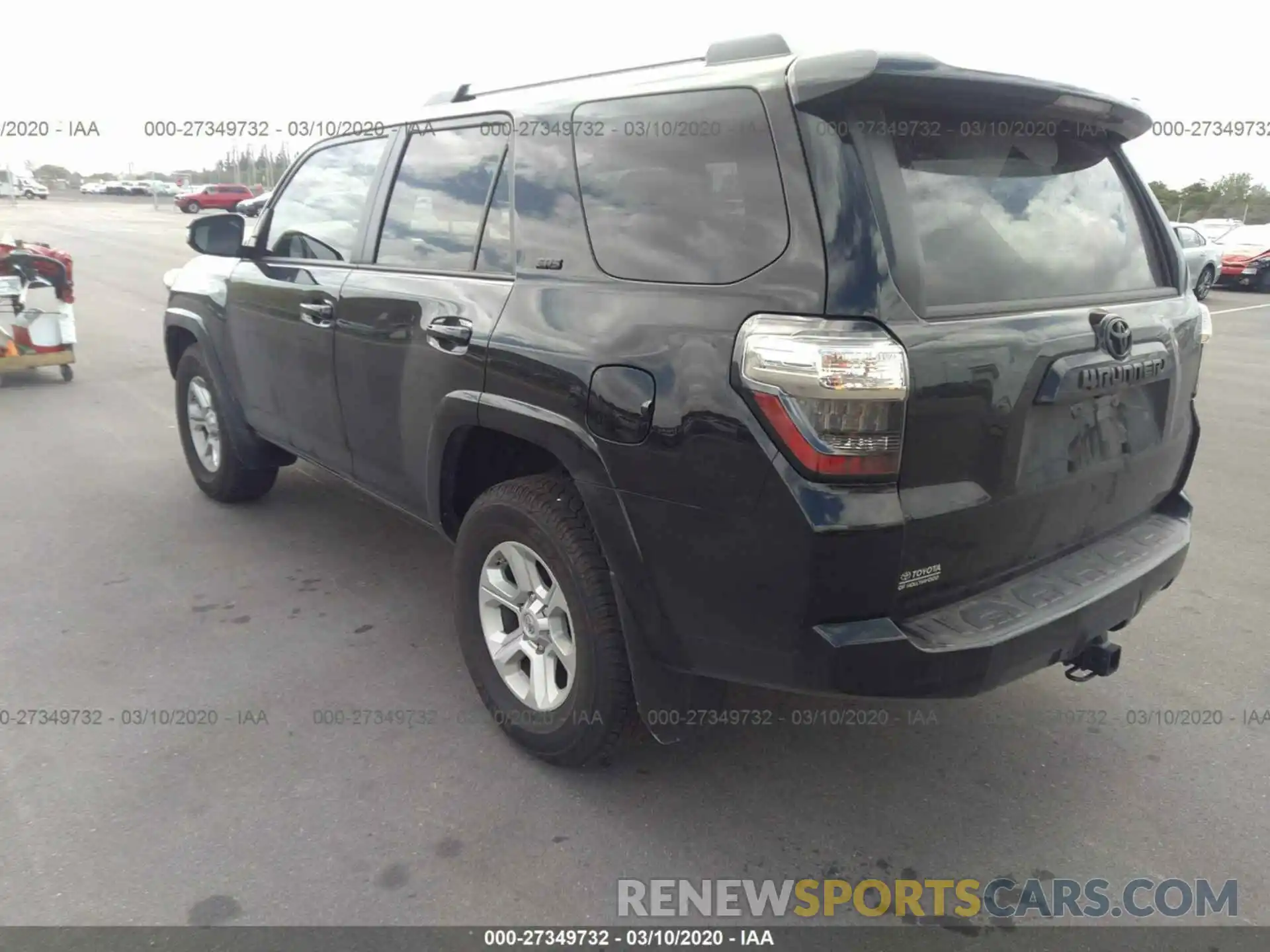 3 Photograph of a damaged car JTEZU5JR7K5213423 TOYOTA 4RUNNER 2019