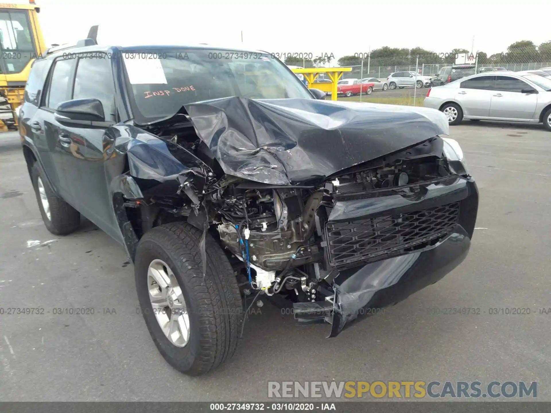 6 Photograph of a damaged car JTEZU5JR7K5213423 TOYOTA 4RUNNER 2019