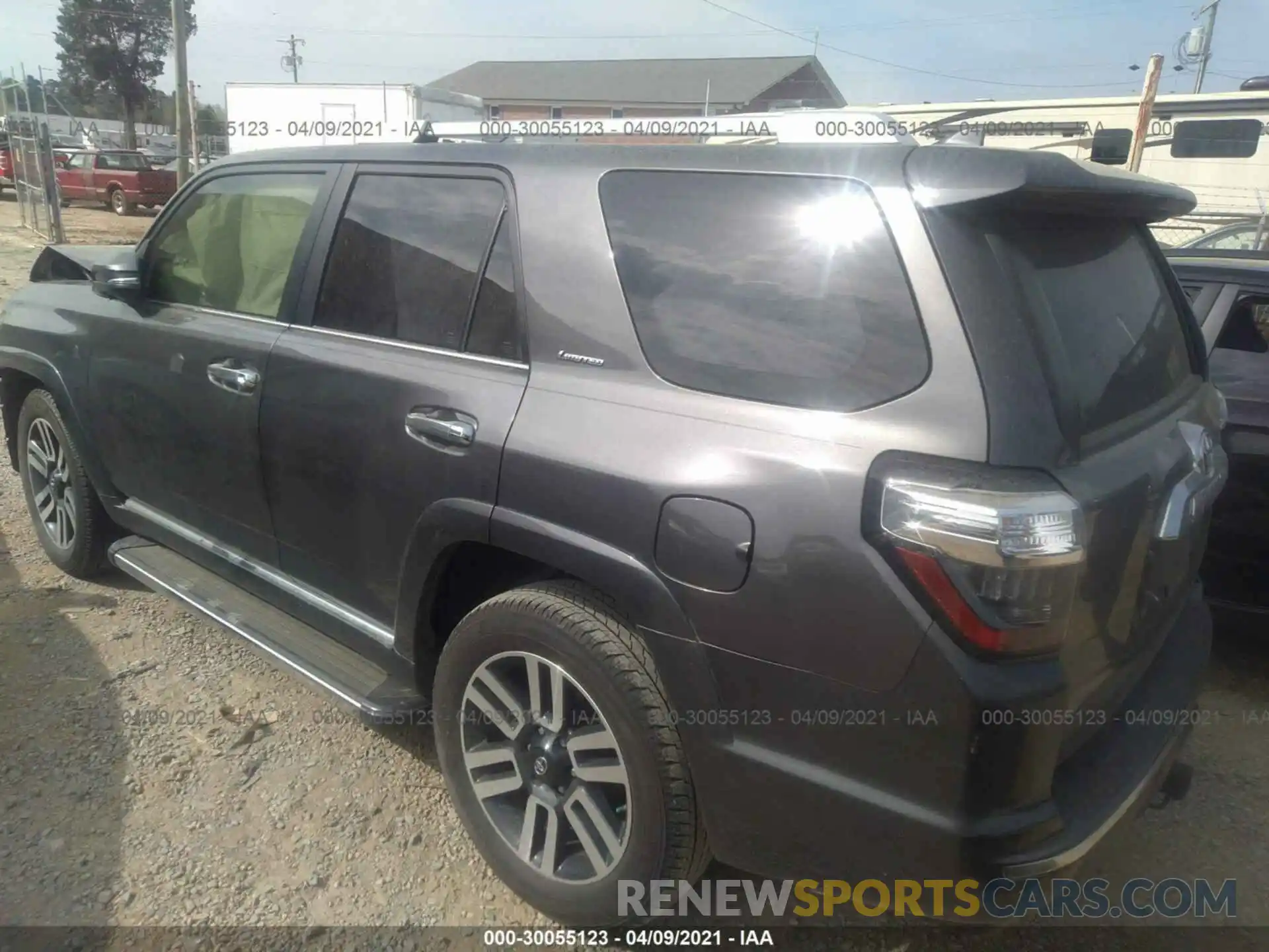 3 Photograph of a damaged car JTEZU5JR8K5191979 TOYOTA 4RUNNER 2019