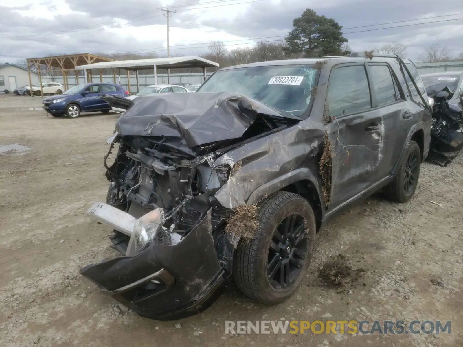 2 Photograph of a damaged car JTEZU5JR8K5197121 TOYOTA 4RUNNER 2019