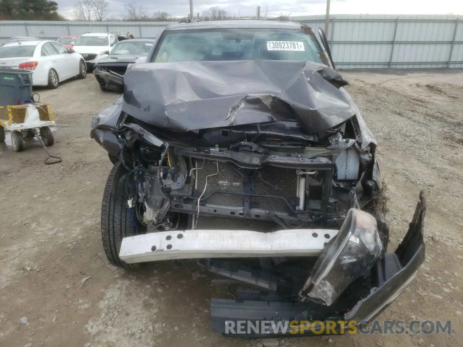 7 Photograph of a damaged car JTEZU5JR8K5197121 TOYOTA 4RUNNER 2019