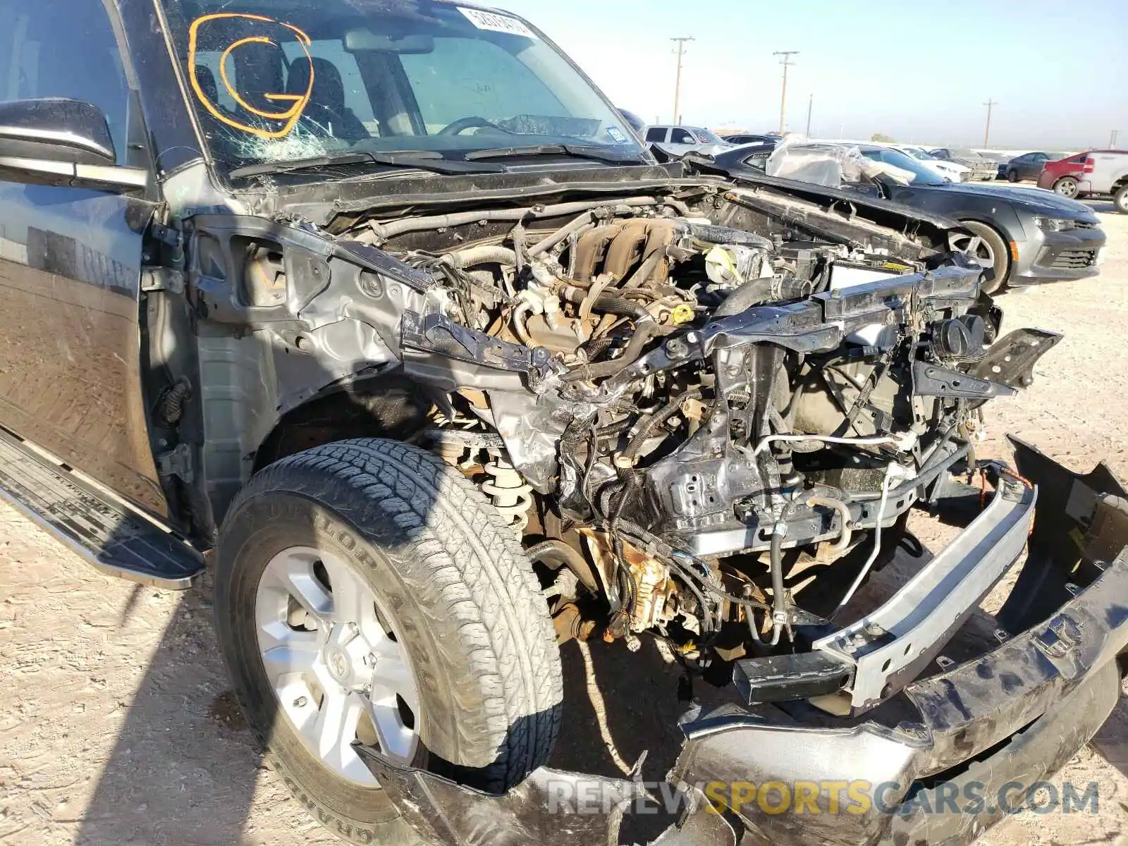 9 Photograph of a damaged car JTEZU5JR8K5202771 TOYOTA 4RUNNER 2019