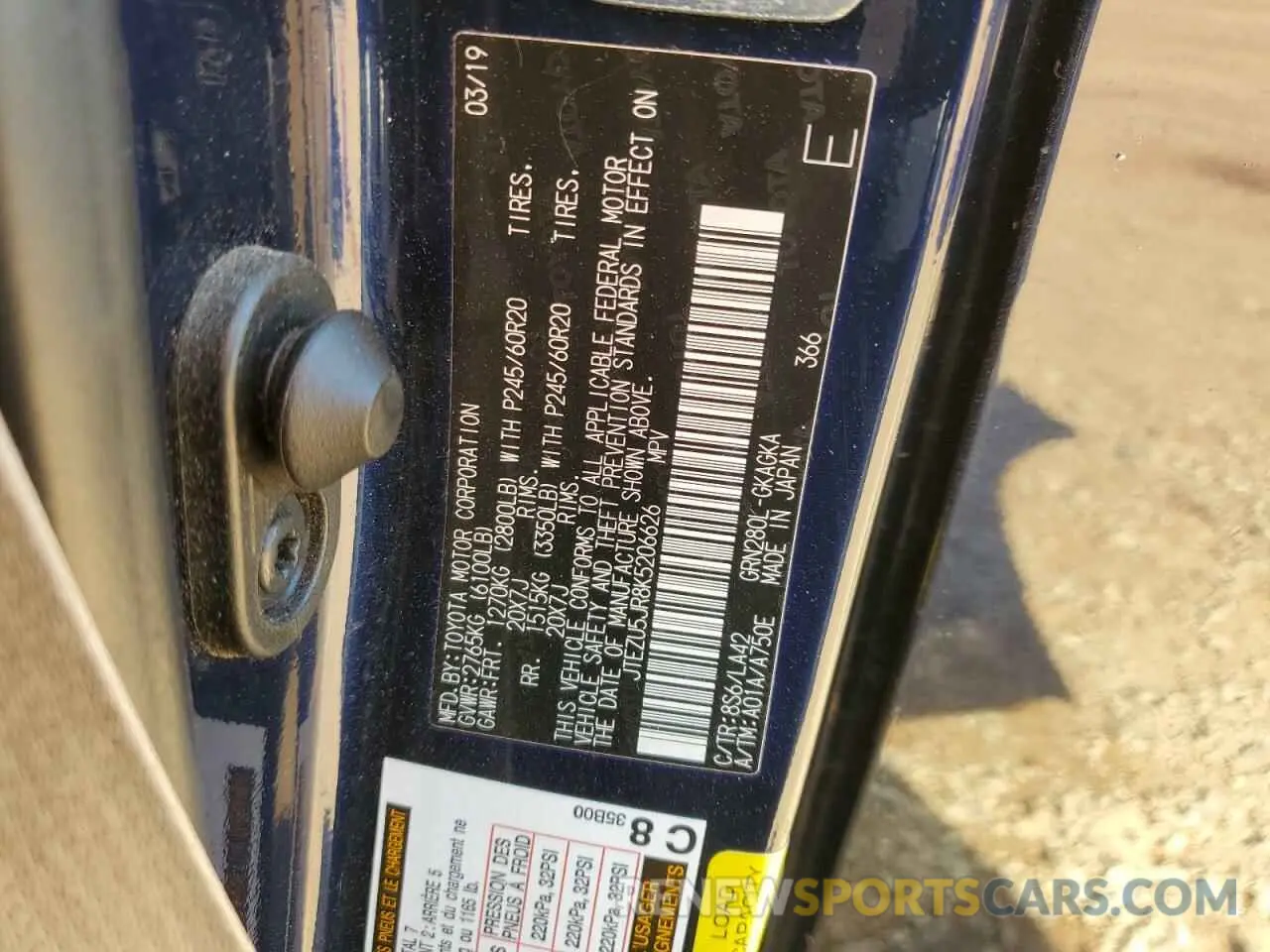 14 Photograph of a damaged car JTEZU5JR8K5206626 TOYOTA 4RUNNER 2019