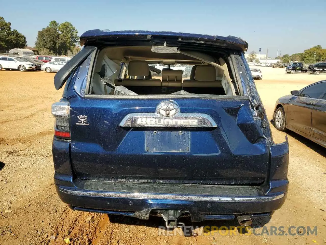 6 Photograph of a damaged car JTEZU5JR8K5206626 TOYOTA 4RUNNER 2019