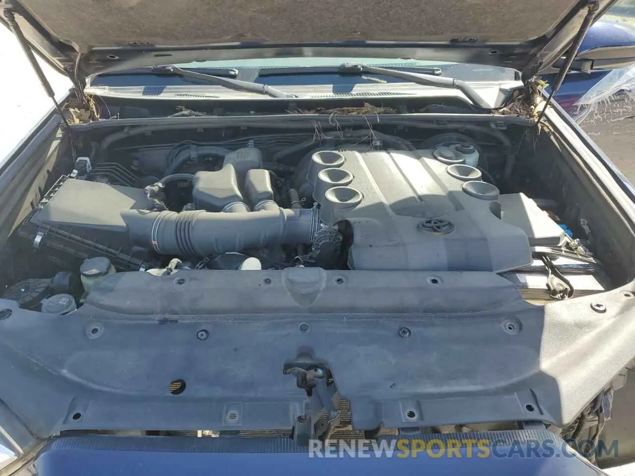 14 Photograph of a damaged car JTEZU5JR8K5210109 TOYOTA 4RUNNER 2019