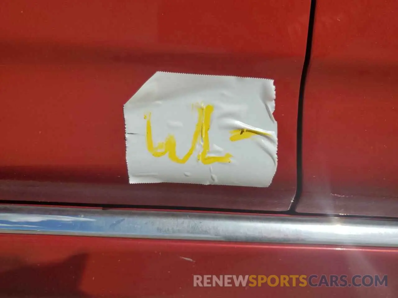 13 Photograph of a damaged car JTEZU5JR8K5211843 TOYOTA 4RUNNER 2019