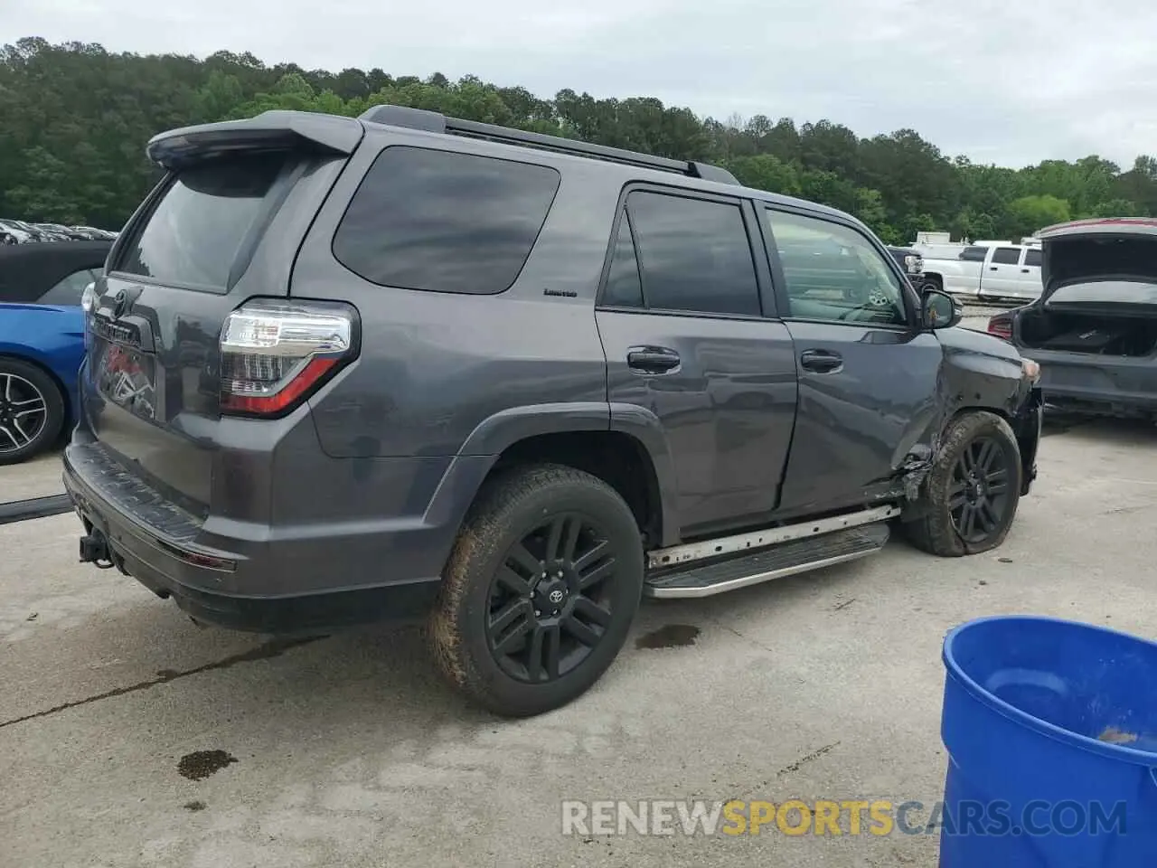 3 Photograph of a damaged car JTEZU5JR9K5192543 TOYOTA 4RUNNER 2019
