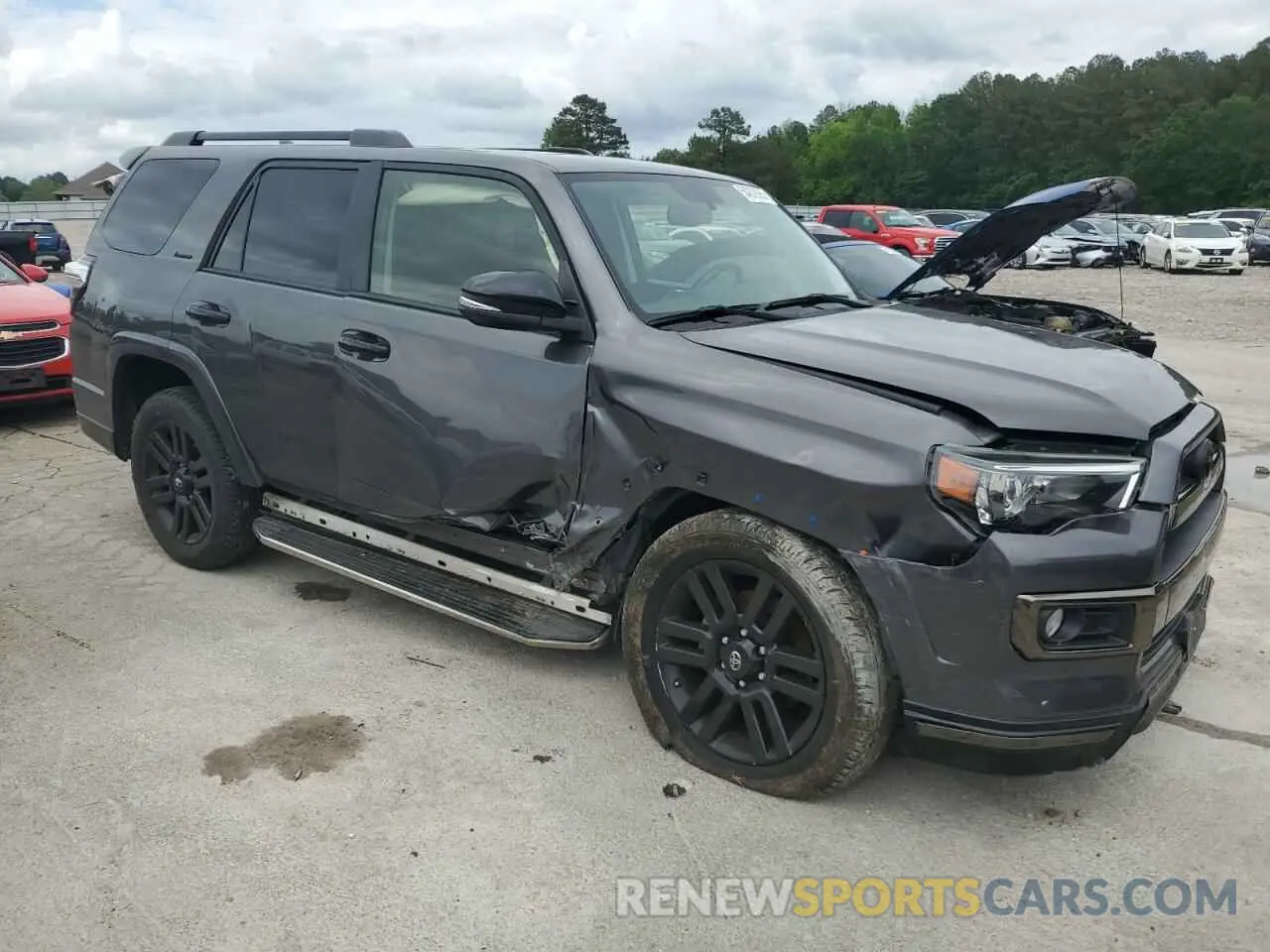 4 Photograph of a damaged car JTEZU5JR9K5192543 TOYOTA 4RUNNER 2019