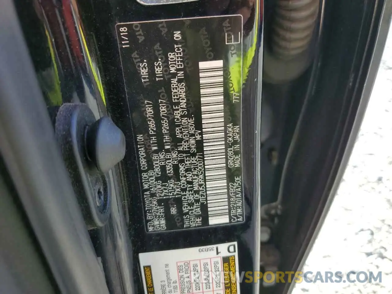 13 Photograph of a damaged car JTEZU5JR9K5200771 TOYOTA 4RUNNER 2019