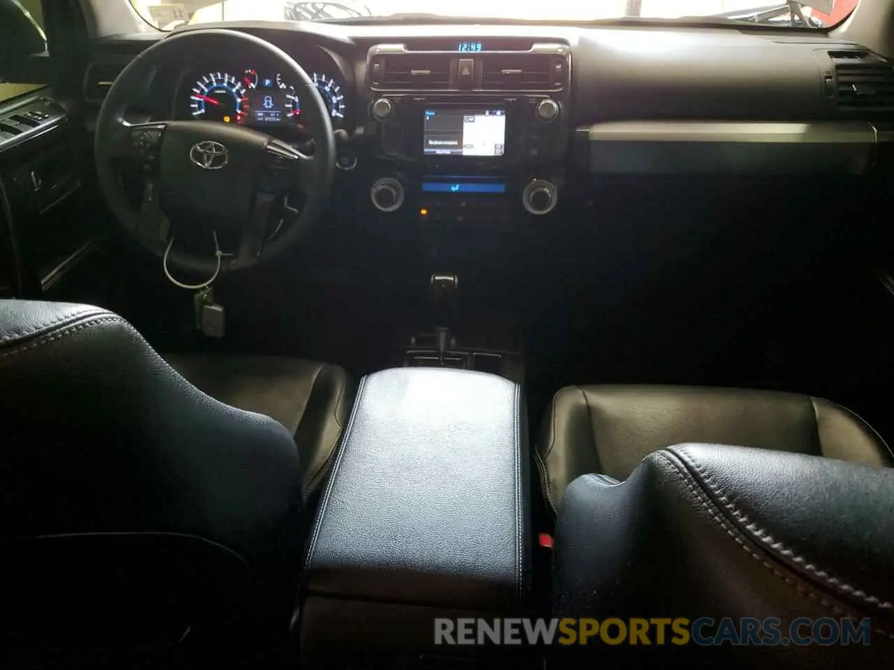 8 Photograph of a damaged car JTEZU5JR9K5204433 TOYOTA 4RUNNER 2019