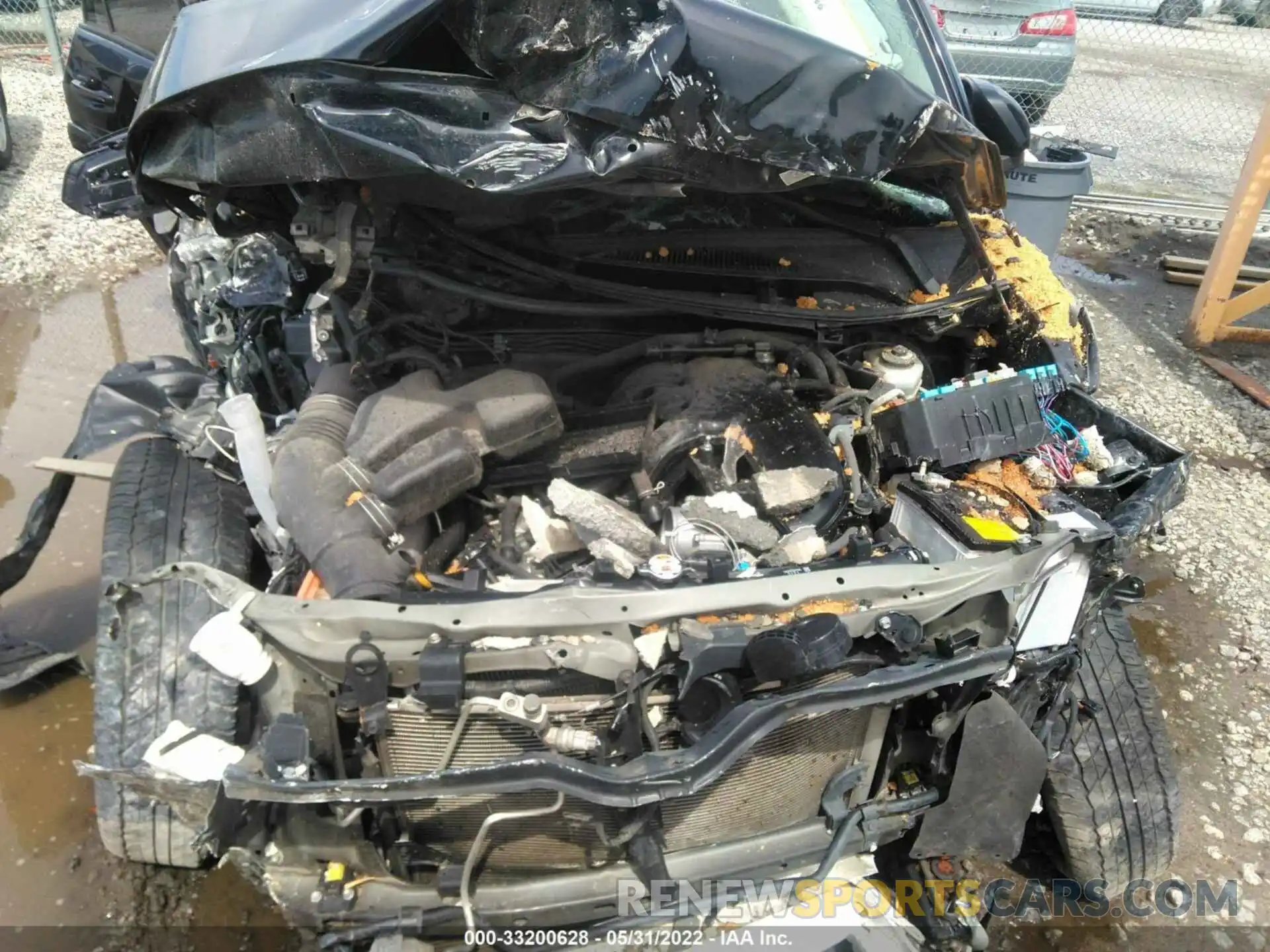 10 Photograph of a damaged car JTEZU5JR9K5213424 TOYOTA 4RUNNER 2019