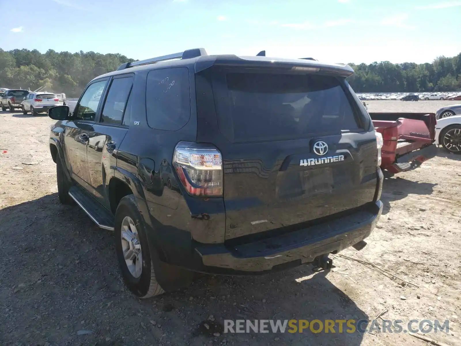 3 Photograph of a damaged car JTEZU5JRXK5200195 TOYOTA 4RUNNER 2019