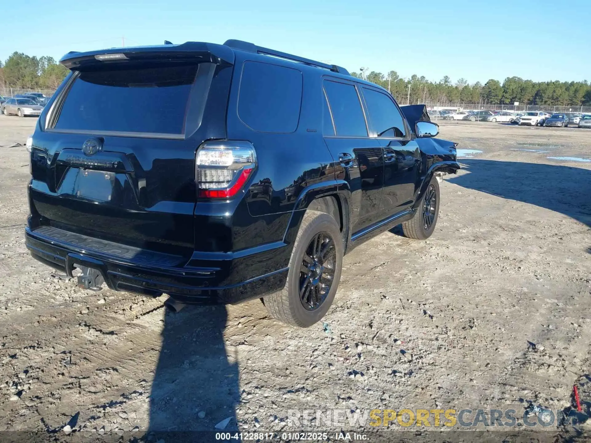 4 Photograph of a damaged car JTEZU5JRXK5200651 TOYOTA 4RUNNER 2019