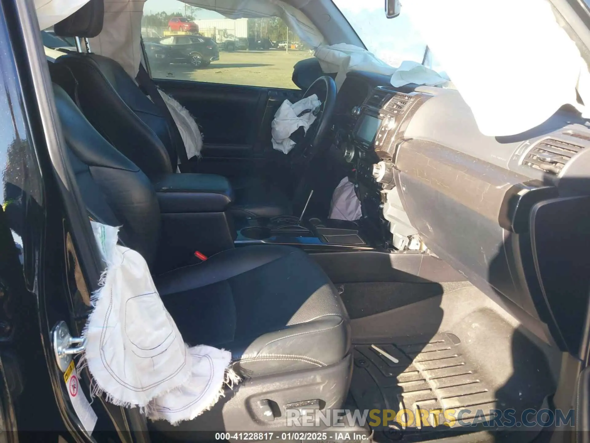 5 Photograph of a damaged car JTEZU5JRXK5200651 TOYOTA 4RUNNER 2019