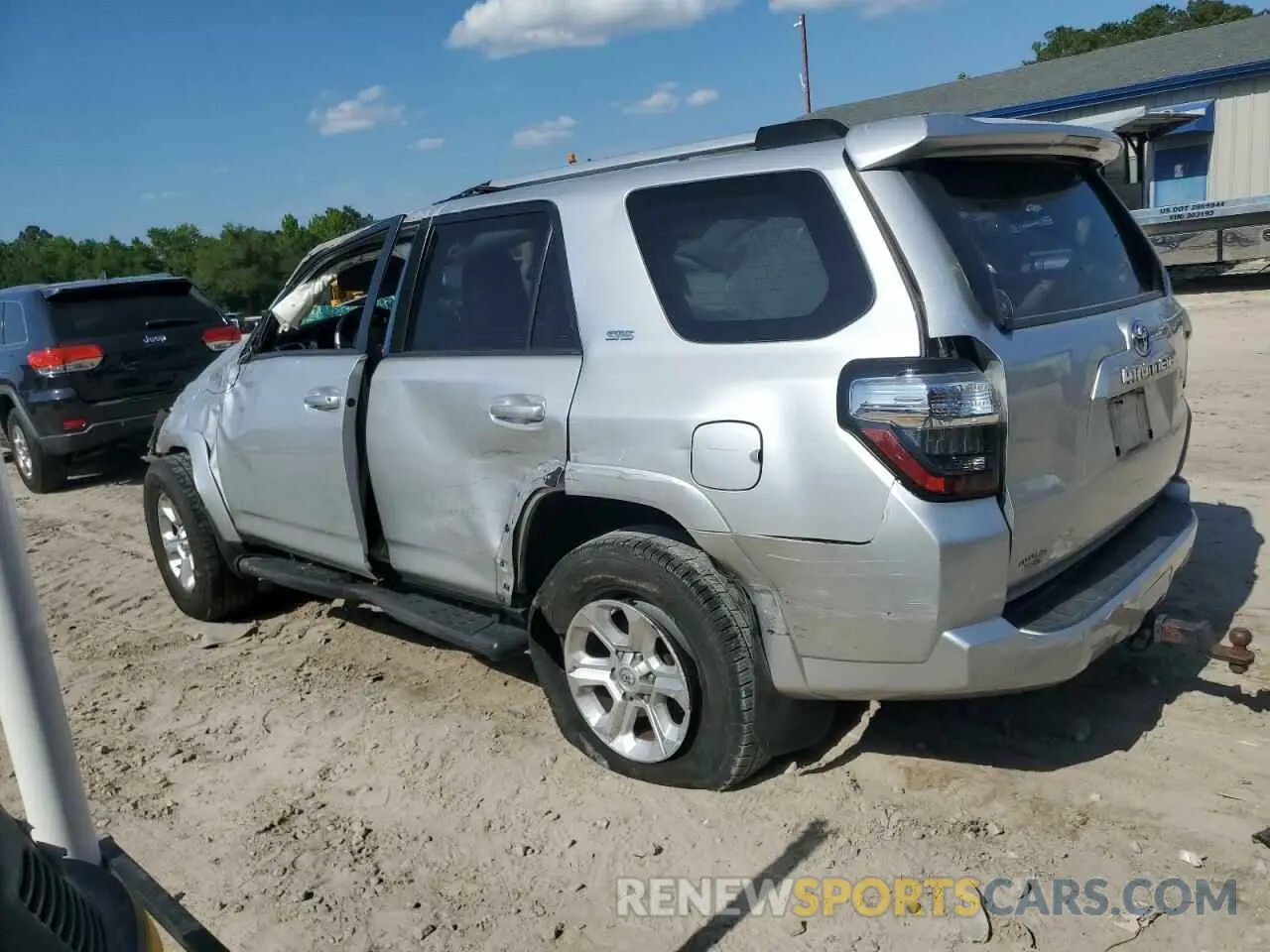 2 Photograph of a damaged car JTEZU5JRXK5200794 TOYOTA 4RUNNER 2019