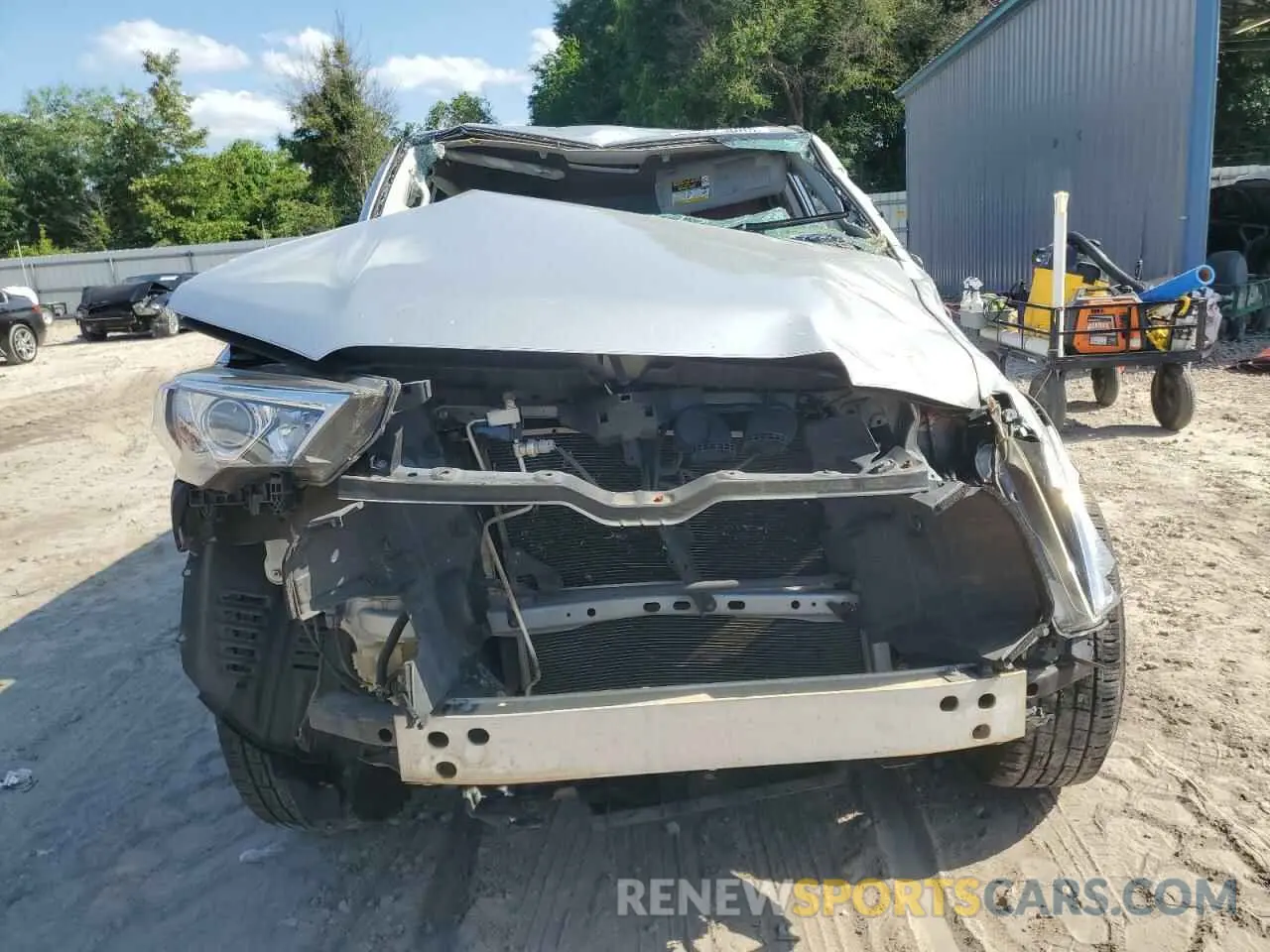 5 Photograph of a damaged car JTEZU5JRXK5200794 TOYOTA 4RUNNER 2019