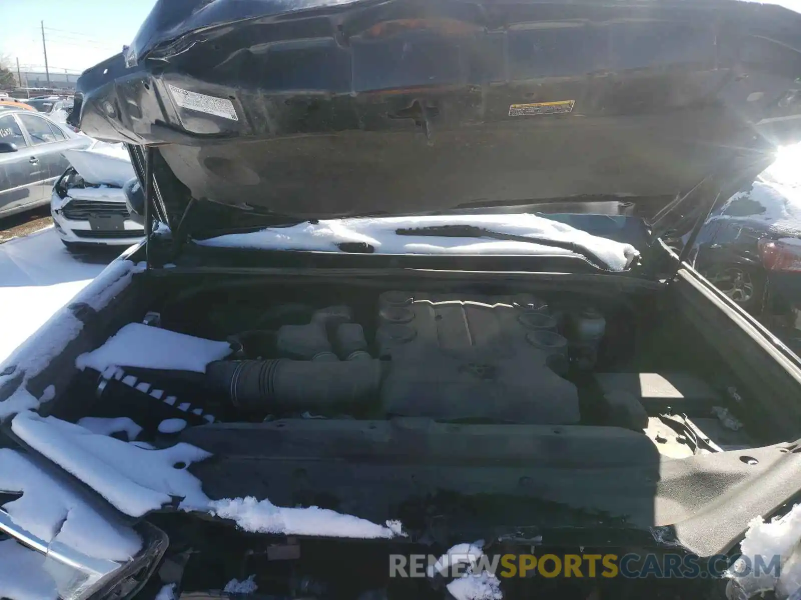 7 Photograph of a damaged car JTEZU5JRXK5202285 TOYOTA 4RUNNER 2019