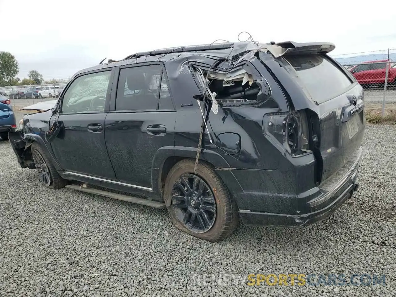 2 Photograph of a damaged car JTEBU5JR0L5752775 TOYOTA 4RUNNER 2020