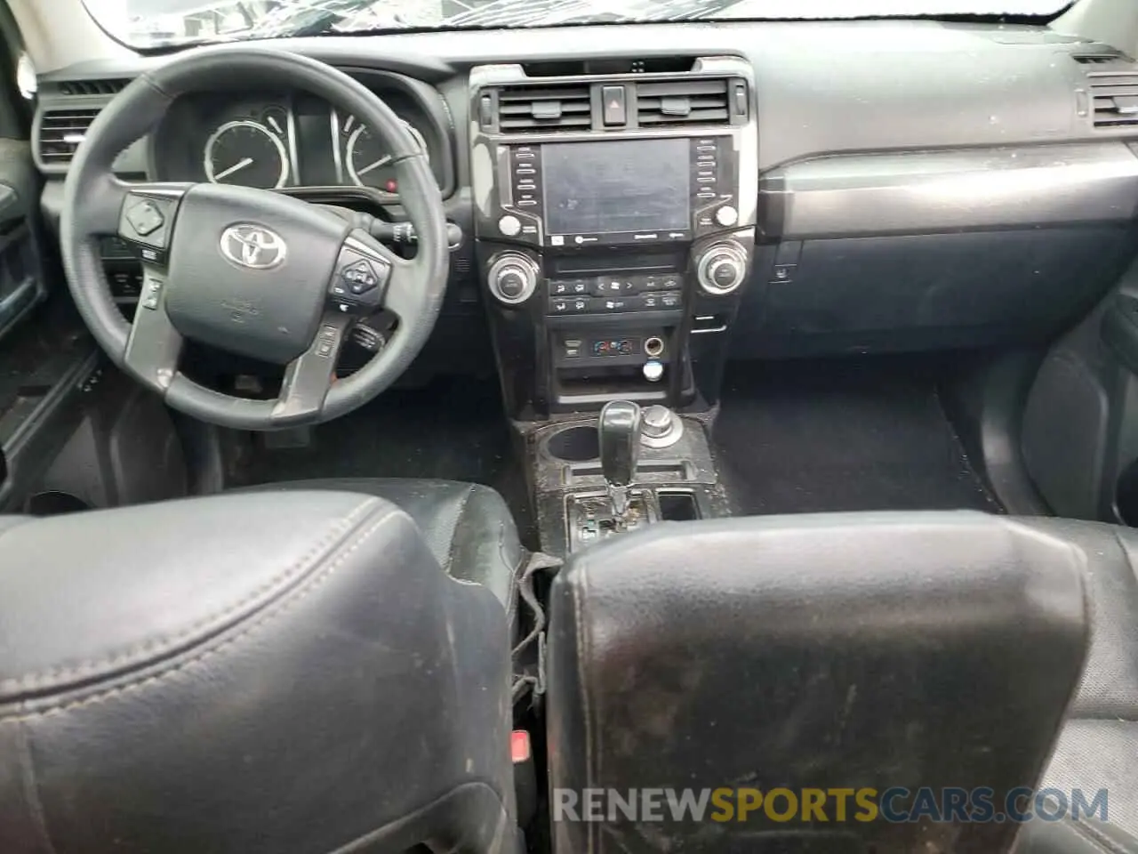 8 Photograph of a damaged car JTEBU5JR0L5752775 TOYOTA 4RUNNER 2020