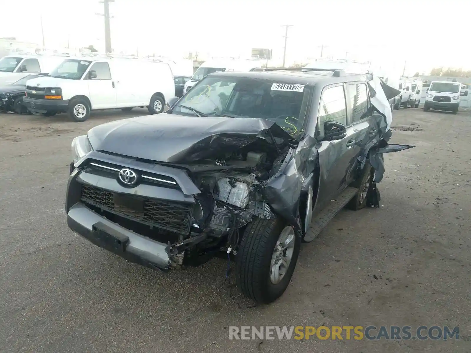 2 Photograph of a damaged car JTEBU5JR0L5752873 TOYOTA 4RUNNER 2020